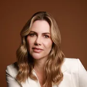 Dra. Kátia Costa